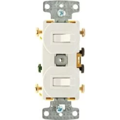 Hubbell 15 Amp Combo 2 To 3-Way Toggles Switch, White