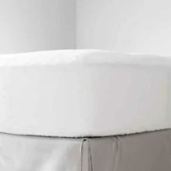 Martex Millennium T300 Fitted Sheet Queen 60x80x12 White Case Of 12 1s49711